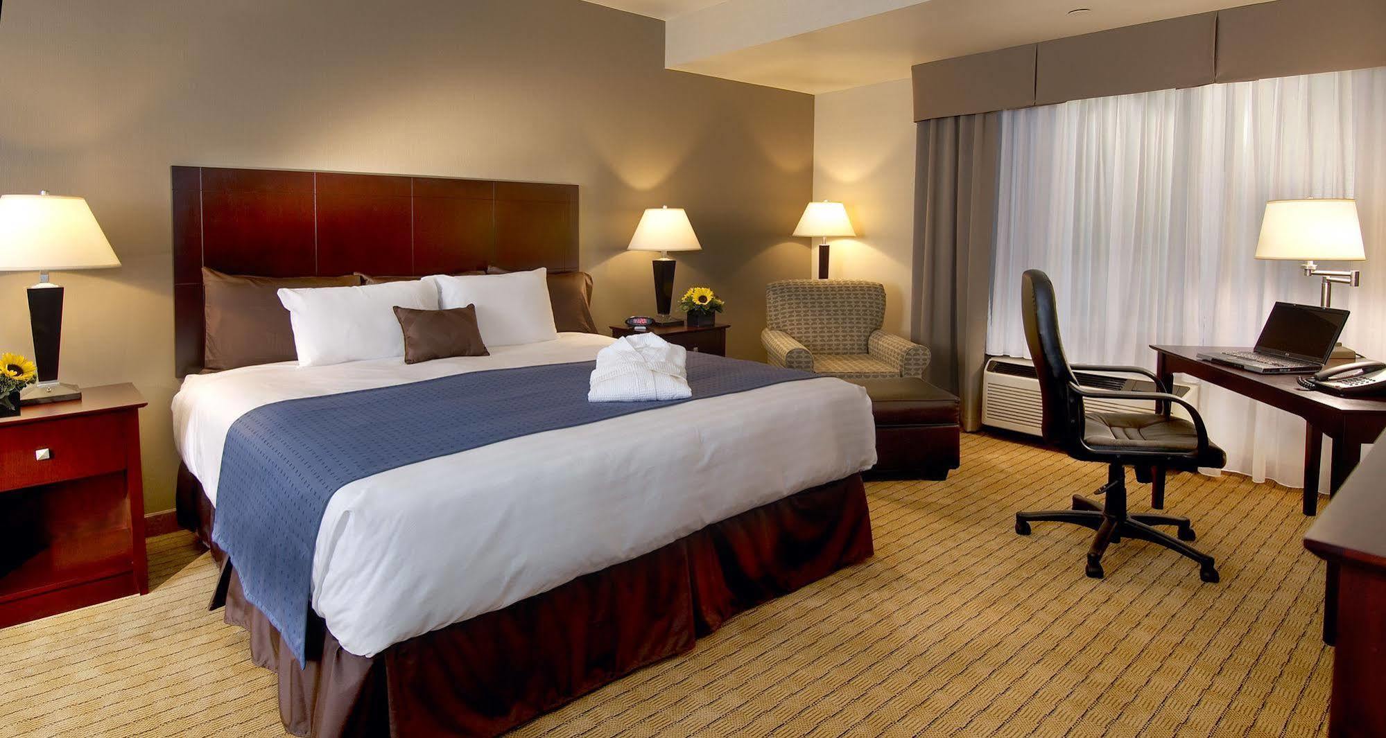 Nichols Village Hotel And Spa Clarks Summit Exteriér fotografie